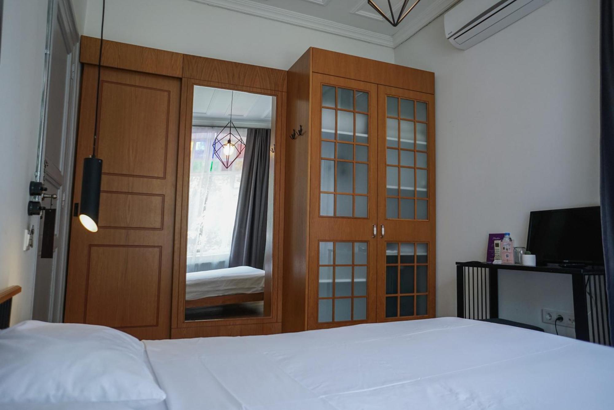 Serguzest Otel Адалар Экстерьер фото